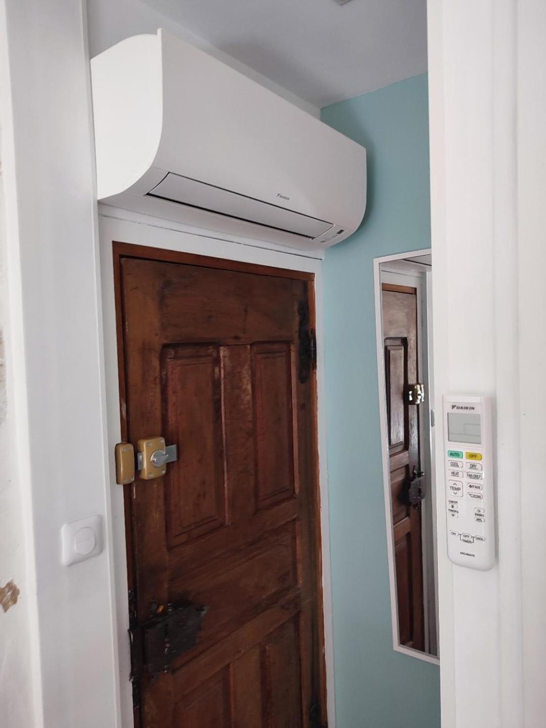 Chambre D'Hotes Les Tomettes Ванс Экстерьер фото